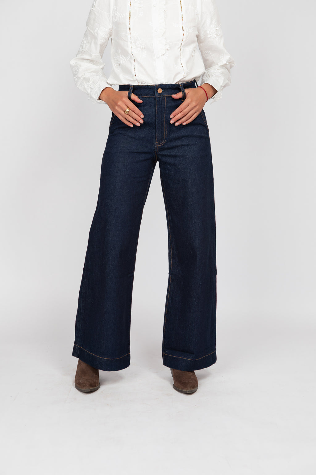 JEANS COELEMU