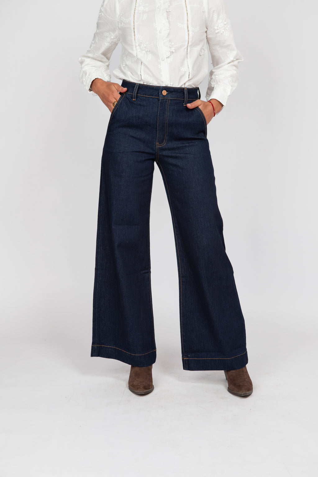 JEANS COELEMU